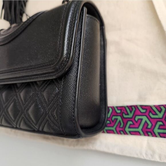 Tory Burch Small Fleming Convertible Shoulder Bag - Picture 3 of 12
